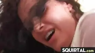 الحمار المرأة الصينية يجعلها الأكثر خصوصية