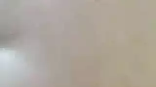 فتاة مطبخ مثير ركوب الديك مع ضيق الحمار