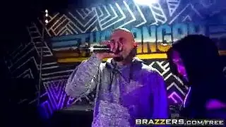 فكر في أمتنا رجل!