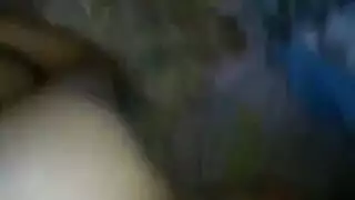 Momma Camcam هي مذيع KIC مثير للسخرية