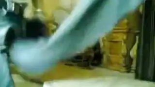لحظات الجنس والمتعه مع النجار المصري .عواطف امرأة مصرية احلى نيك