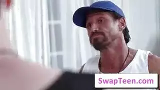 الغراب مص وركوب الديك الضخم.