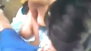 سخيف فتاتي حتى انها في فمي