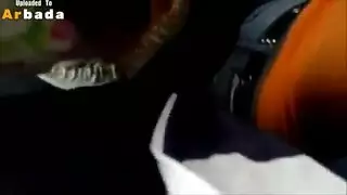 تحرش في الاتوبيس يحك زبه الهايج في طيزها