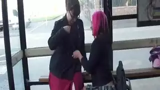 سكس نيك كلب اسود في خدمة متحركة