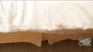 عندما تضاجعها تشعر بالسعادة