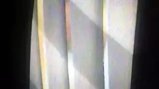 زوجة في العمل الثلاثي الدش