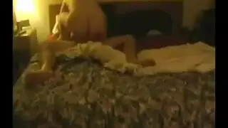 زوجة قرنية مارس الجنس في الحلق من قبل بي بي سي ضخمة