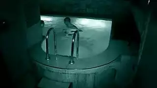 ينيك بنته بعد وفاء زوجته