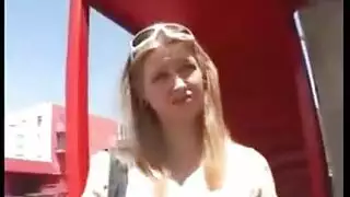عاهرة الأبنوس ، دعت صني ليون رجلين إلى مكانها وكان لديهما مجموعة ثلاثية كما لم يحدث من قبل