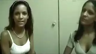 توأم يمارس الجنس مع بعضهما البعض (ق: )