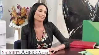 امرأة سمراء الملاعين أكثر