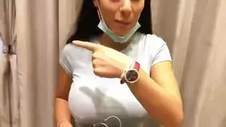 المرأة الطيبة تفكر في قضيبك الكبير
