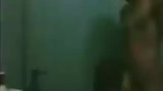 دخل على اخته الحمام وقطعها نياكة