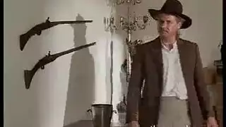 فيلم بورن كلاسيكي قديم بعنوان العبد الأسود طويل وساخن