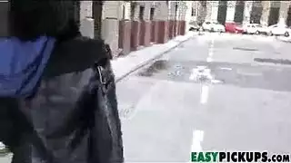 مراهق المشاغب تمتص وركوب الخيل ديك كبيرة