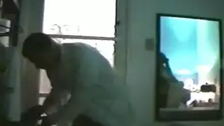 الضرب بالعصا على الطيز