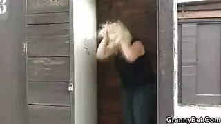 سكس مترجم خالات مشعرات