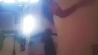 رقص يمني سكسي بنت من الحديدة تنزل مقطع لنفسها