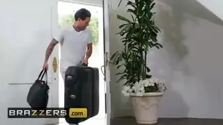 الحمار كبيرة الجنس لامرأة رائعة