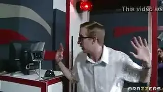 سيدة الشوكولاته جايدن ابنة سهوا في الملابس الداخلية.