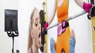 نجمات الإباحية في الجيم سكس نجوم البورن مترجم