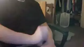 نائب الرئيس البلع مثل الناس مجنون.