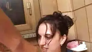مص في الحمام و اسخن جنس و نيك مع زوجة تحب زب زوجها