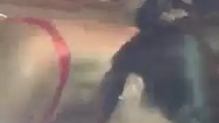 تنضج ضربات ديك وتضايقها.