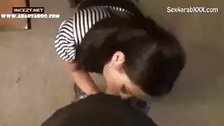 مترجم عربي: الولد يغتصب امه بعد ما مسك عليها صور سكس