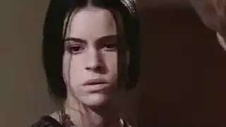 صديقة آسيوية المختطفين تفقد الثديين وجمل.