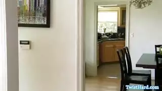 نائب الرئيس متستر في سراويل أختي بعد اللعب مع قضيبي