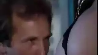 أباء ينيكو بناتهم من الطياز