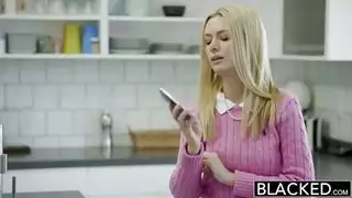 زوج الديوثون الزوجة مع الديك الأسود الكبير