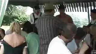 حفلة نيك جماعي في الريف السويسري