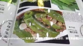 صديقة مثير اللعب مع لها الديك