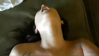 جميلة في سن المراهقة مع الحمار ركوب الديك
