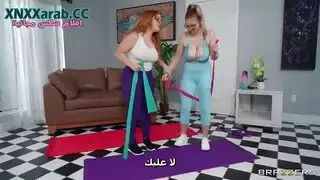 المدربة تحب البزاز الطبيعية