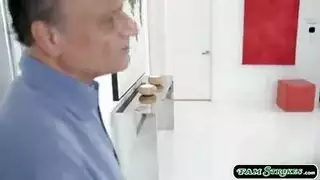 سكس نيك زوجة الاب فيلم سكس محارم جديد اغراء الطيز السمراء