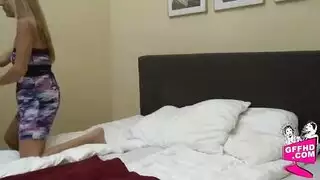 الفتيات غريب تتمتع اللعنة المتشددين