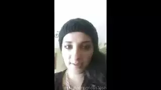 محظور ليزدوم مُدليك ويظهر بندقية بينما كان العبد