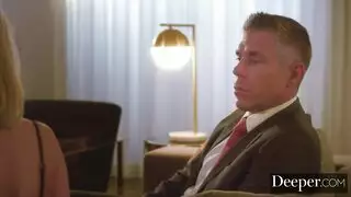 الجنس الرقيق مقابل المال ونائب الرئيس على الجسم