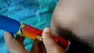 النوم سيندي على وشك ركوب ديك صديقتها، لأنها طلبت ذلك بشكل جيد