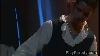 الجمال شقراء الغنية يحصل اللعنة الثابت بين الأعراق