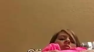 أبيض ثلاثي مع شقراء صغيرتي صغيرتي.