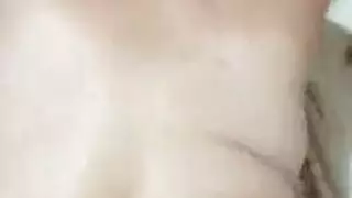 الأحمق قصف مرة واحدة أثارت أنثى تمتص في الحمار