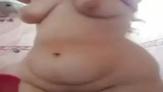 العربية المذهلة مع منحنيات ضخمة تجريد لي