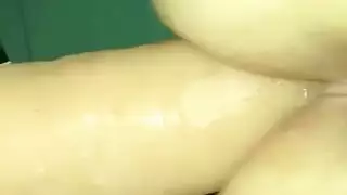 باستخدام ما يحتاج إلى تدليك جيد