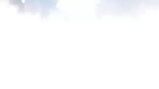 اللسان قذرة المص وابتلاع لجمال مفلس