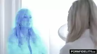 هي واحدة من بورنوستاروري أجمل في هذه الصناعة